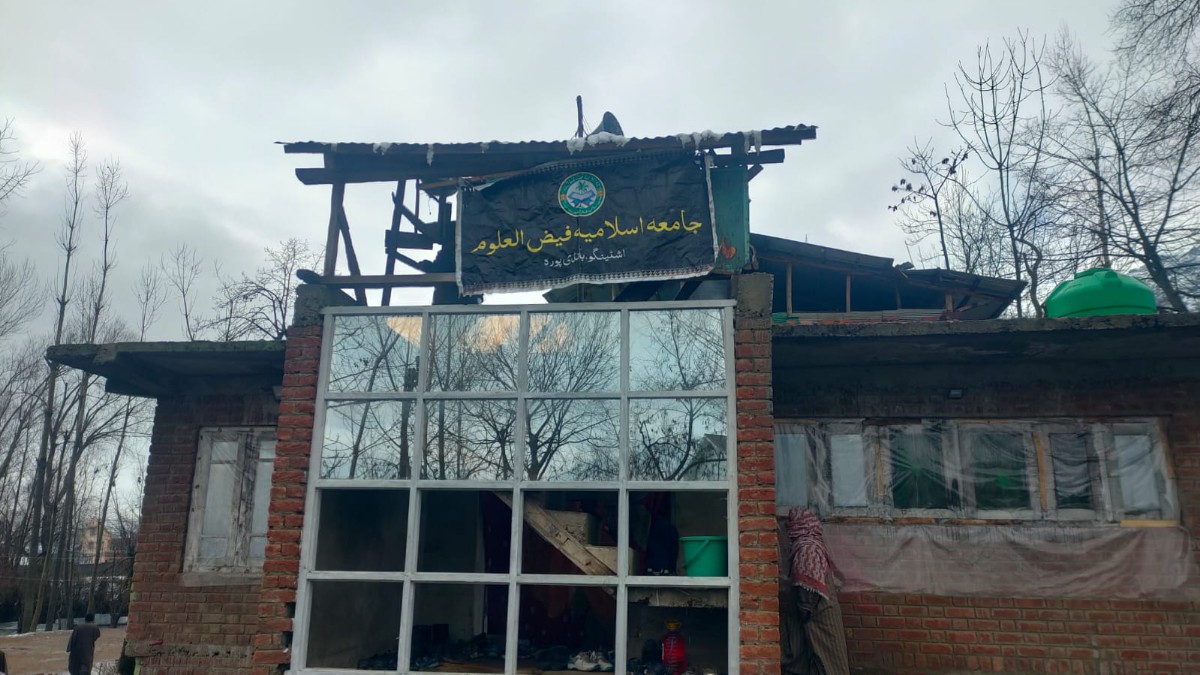 2 young students Died in Darul-Uloom in Kashmir