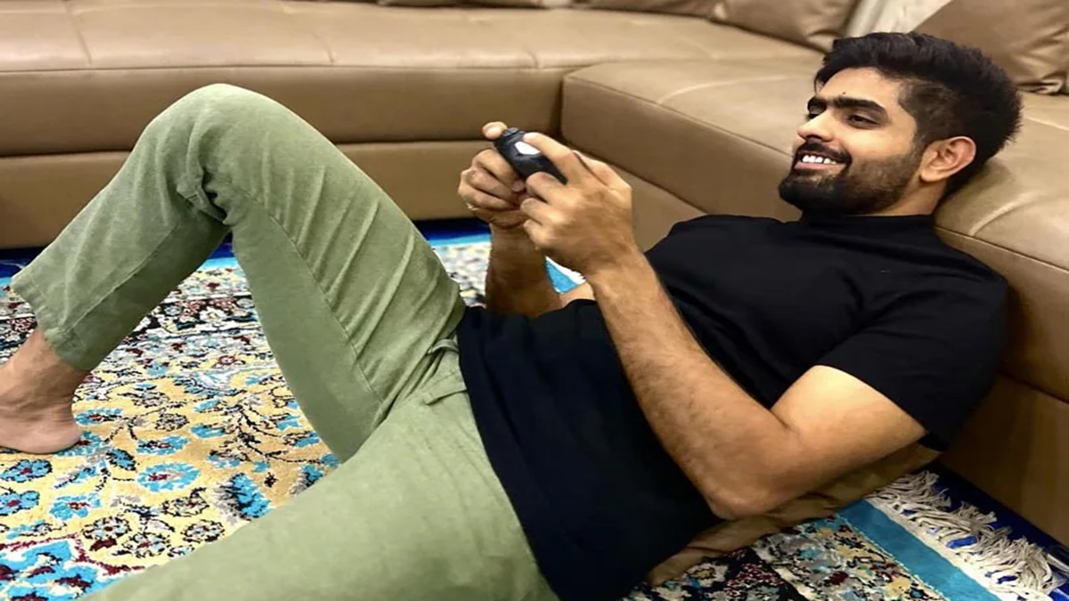 A former Pakistan cricketer went on an epic rant, slamming Babar Azam and his teammates after the team's early exit from the T20 World Cup 2024