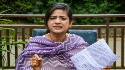 What's Wrong in Speaking About Palestine: Iltija Mufti On Cop Action for Cricketer's Helmet Logo