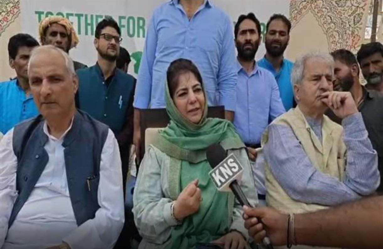 Locals Are the Real Guardians of Amarnath Yatra, Says Mehbooba Mufti in Pahalgam