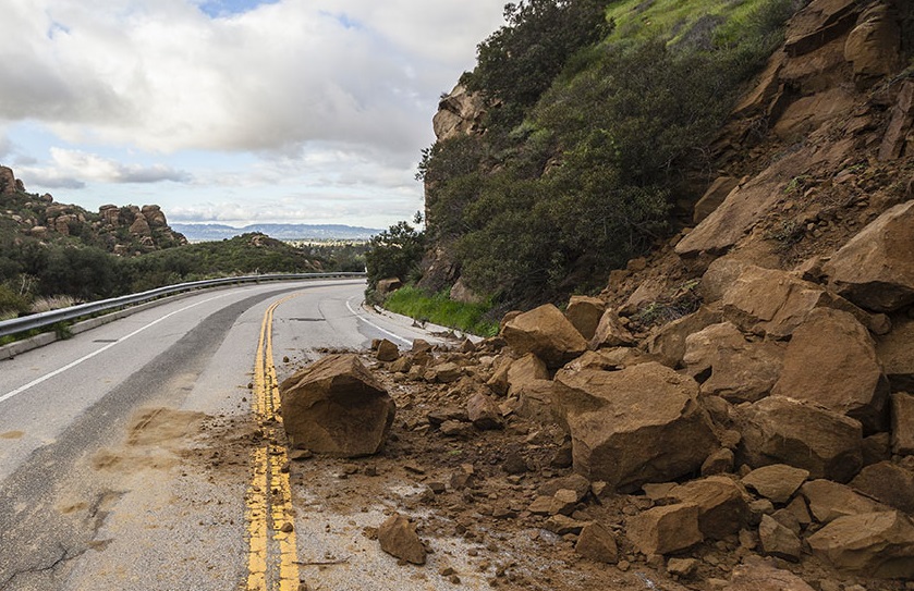Massive Landslide Hits Ballinalla, Petrol Pump Buried Under Debris