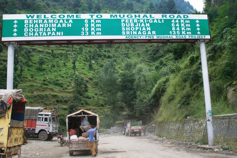Mughal Road Closed Due to Shooting Stones Amid Heavy Rainfall