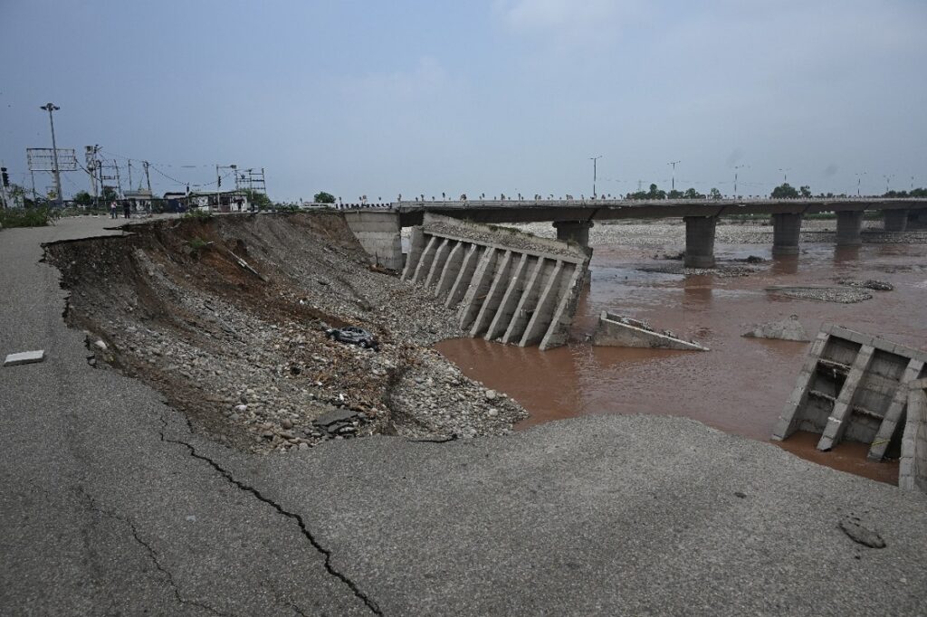 12,000 Km Of Road Length Damaged Due To Floods, Landslides In J&K