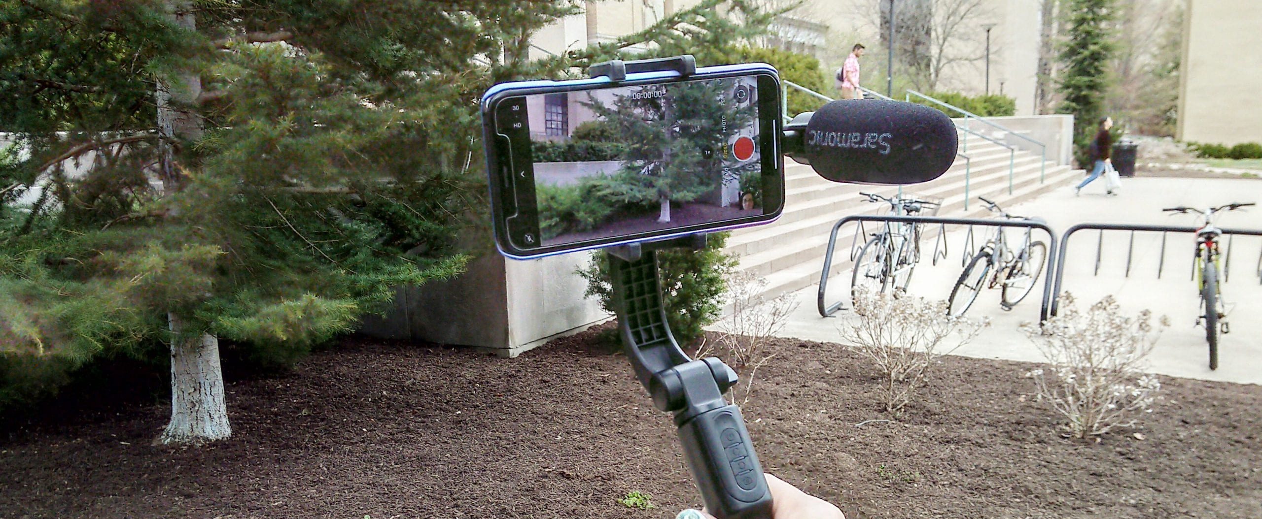 ‘NAZREEN, SHARE KARO’: People Slam Vloggers for Turning Flood Like Situation in Kashmir into Social Media Circus