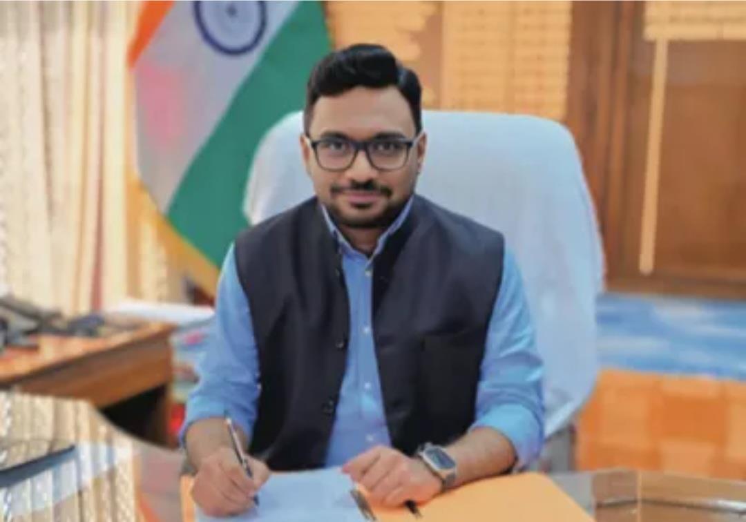 Administration Fully Prepared for Winter, DC Kupwara Promises Improved Response