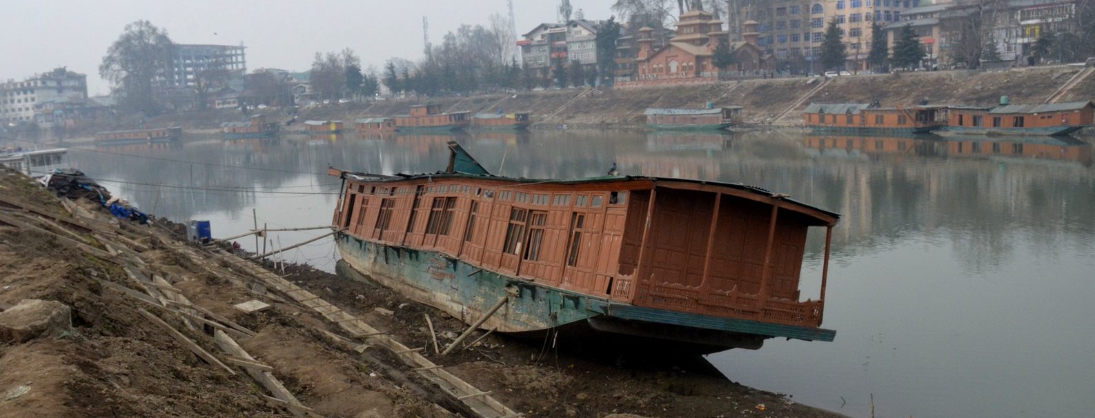 Jammu and Kashmir Records 86% Rainfall Deficit Amid Prolonged Dry Spell
