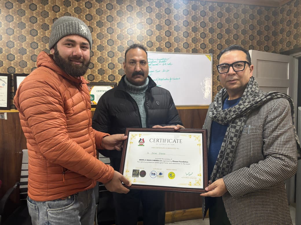 Dr Ibrar Bashir Honoured by Ehsaas Foundation for His Service to Humanity