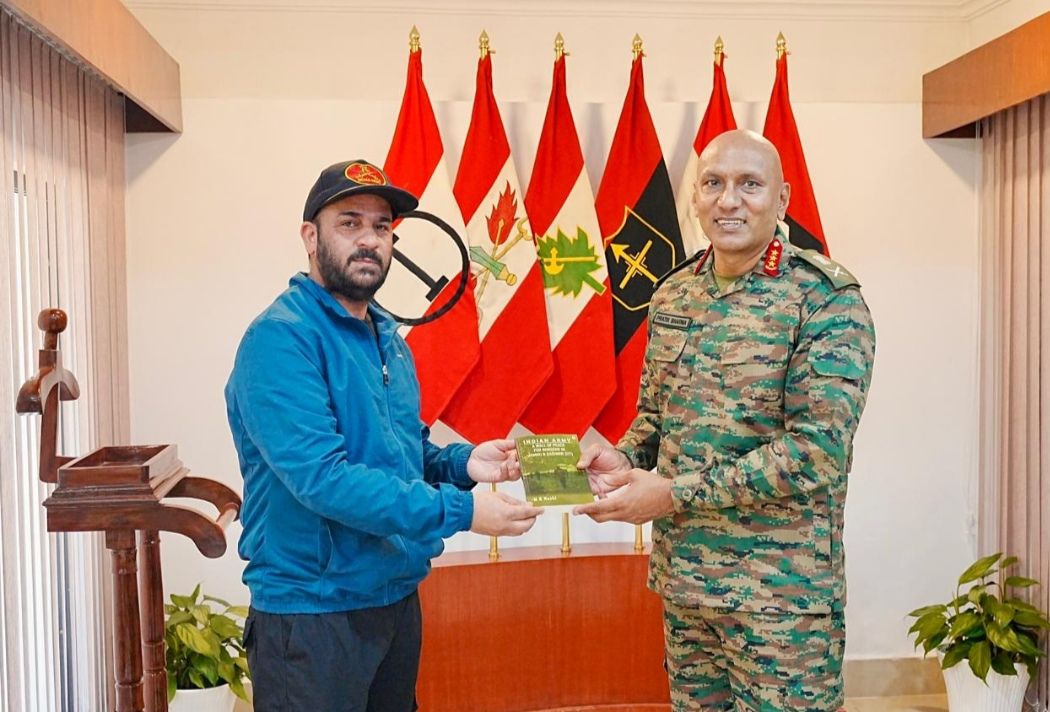 Author M.S. Nazki Presents His Books to Northern Command Chief Lt Gen Pratik Sharma