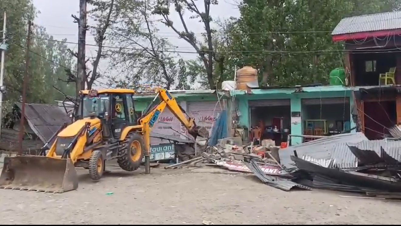 South Kashmir: Illegal Properties of Peddlers Worth Crores Demolished