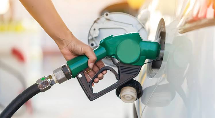 Govt Exempts 22% To 30% Ethanol Blended Petrol from Central Excise Duty
