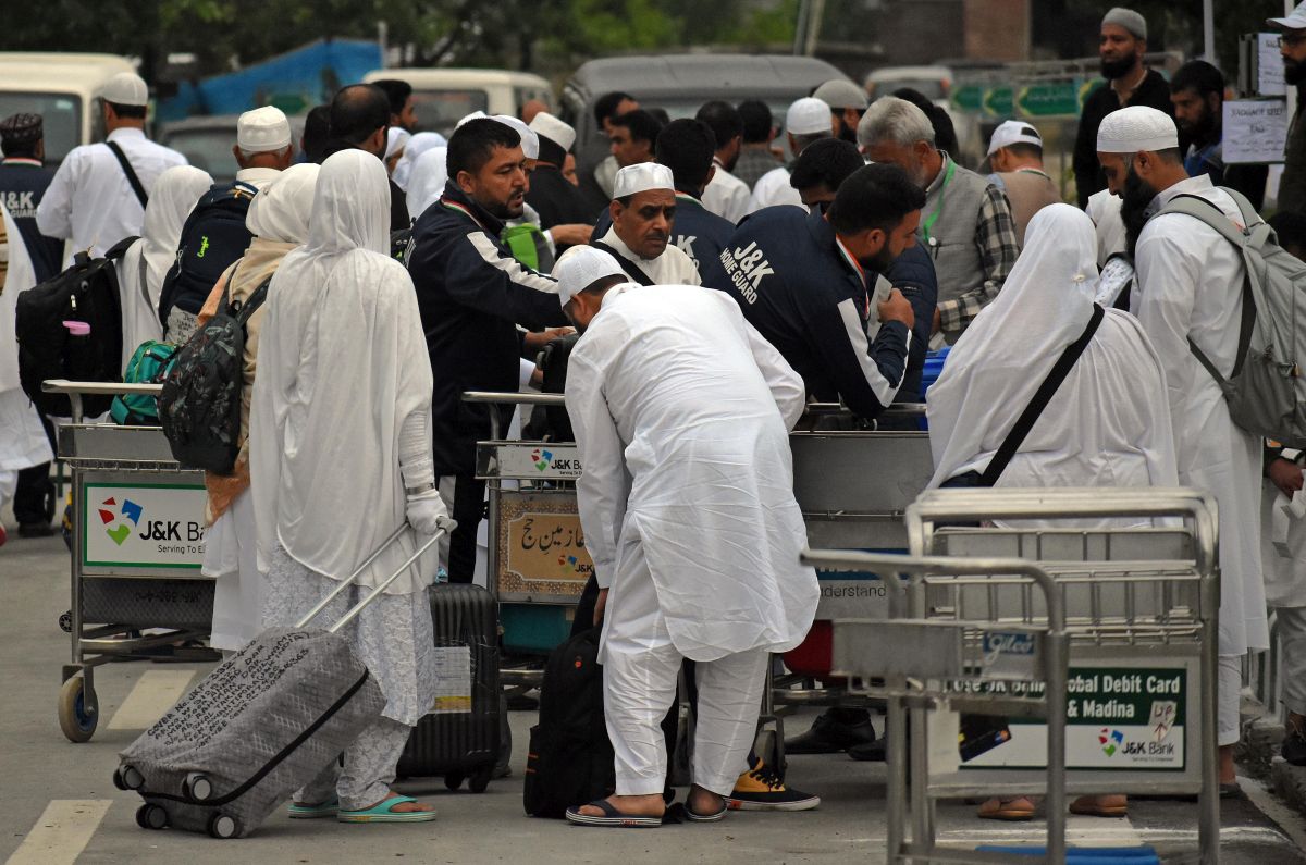 MoMA Clarifies Haj Baggage Curbs for Srinagar Pilgrims Amid Runway Repair Constraints