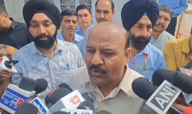Join Statehood Protest if You Stand With J&K: Surinder Choudhary to BJP